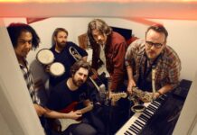 Gros Michel by Speak Easy Circus