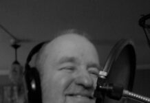 Dirty Dick Dies by Arn-Identified Flying Objects and Alien Friends