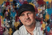 LOVE, SPOKEN WITHOUT SPECTACLE!